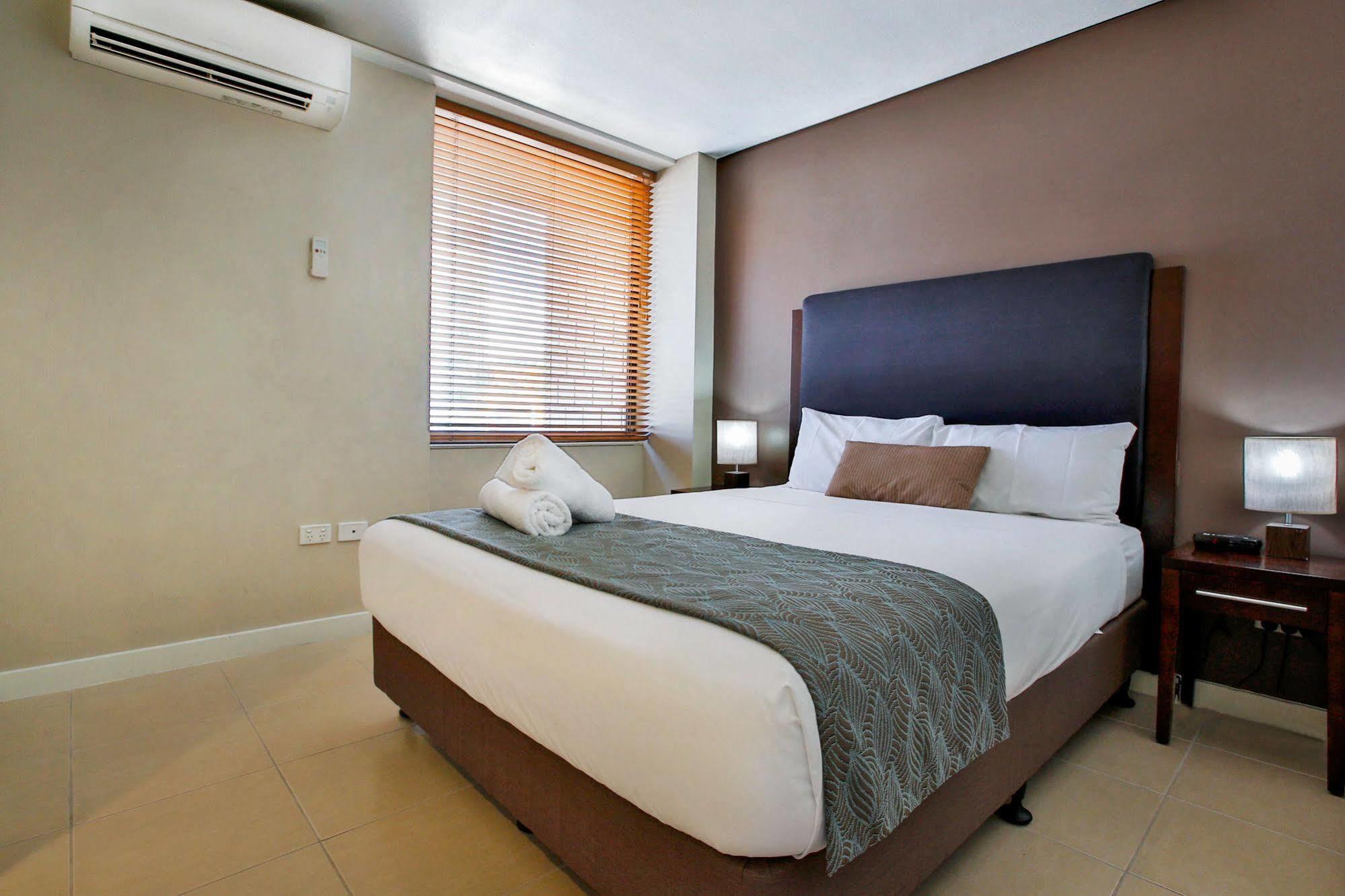 Madison Plaza Townsville Extérieur photo